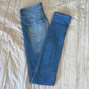 HOLLISTER high rise super skinny jeans!